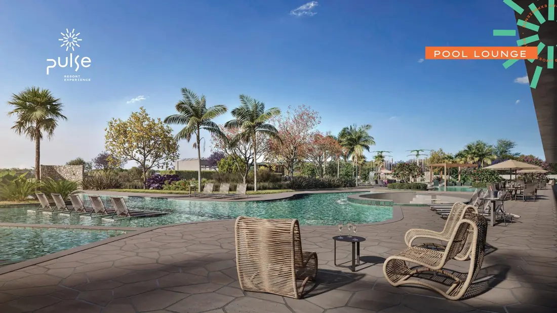 Pool Lounge